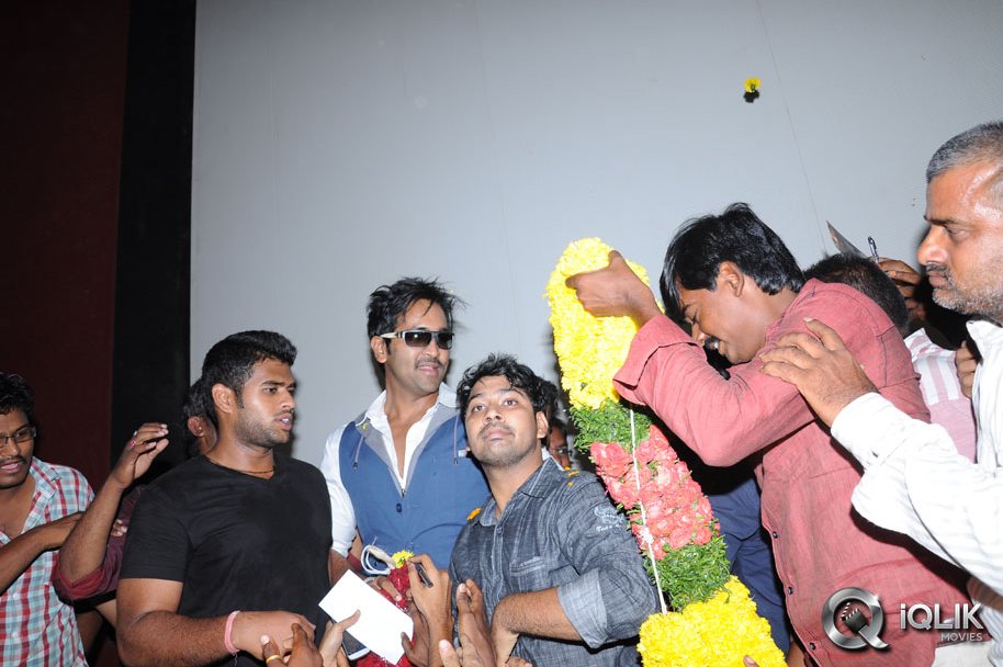 Rowdy-Movie-Promotion-in-Guntur
